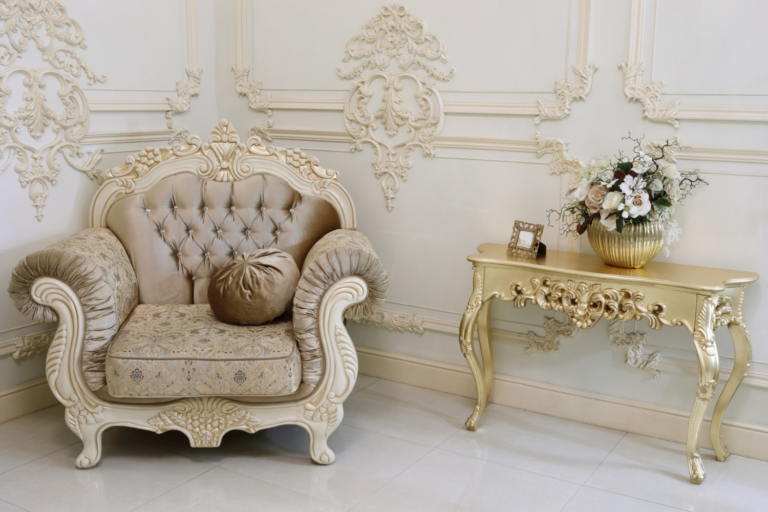 living in stil baroc mobilier