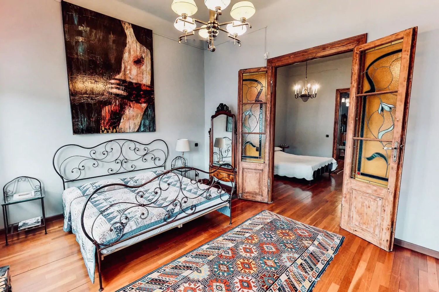 Grand Apartment airbnb cluj-napoca lovedeco