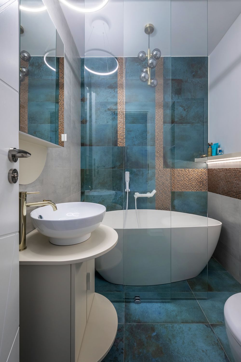 apartament modern baie