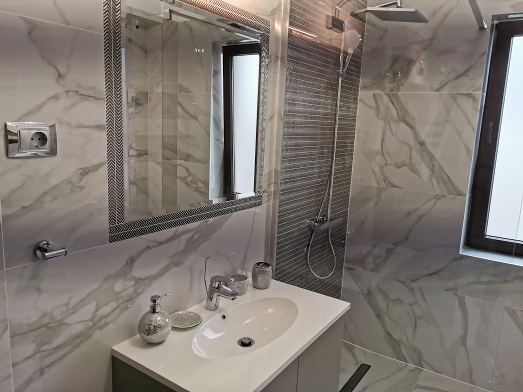 Amenajare baie marmura Iasi designer de interior Simona Tudorachi - Evia (3)