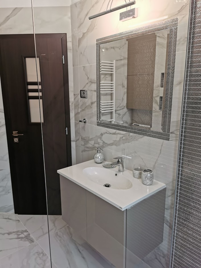 Amenajare baie marmura Iasi designer de interior Simona Tudorachi - Evia