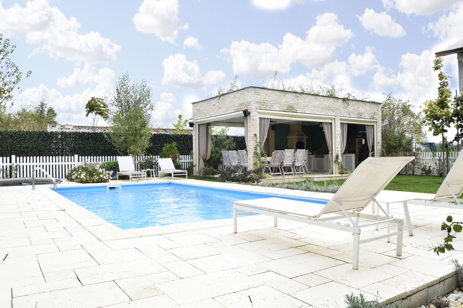 casa cu piscina Corbeanca
