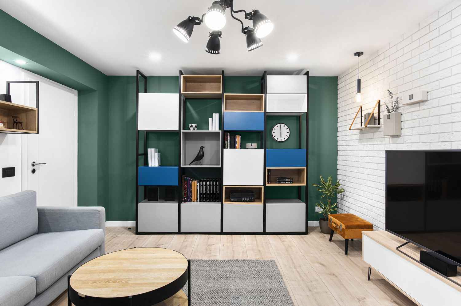 apartament de burlac living