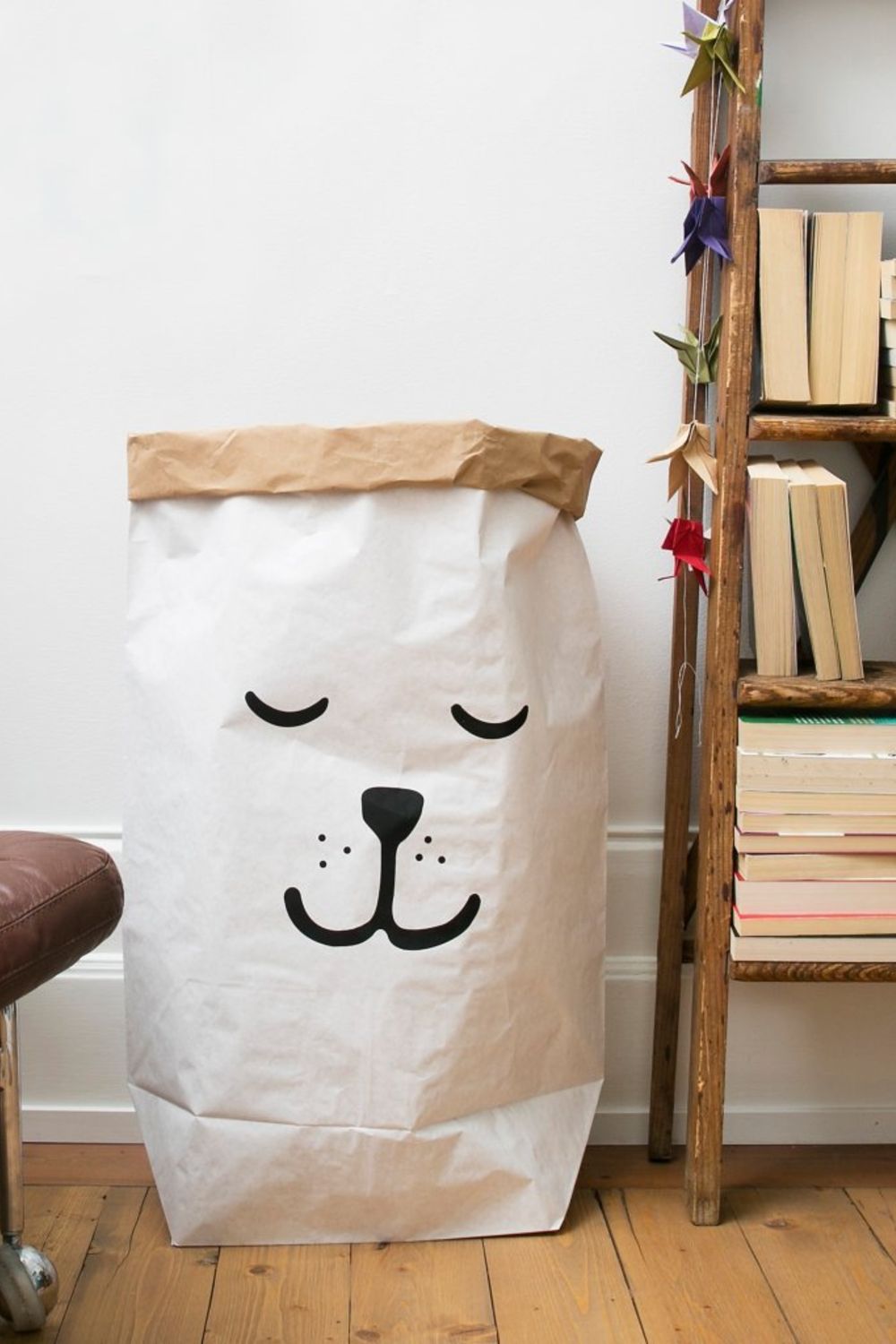 Sac de hârtie Sleeping Bear, Adinish.com, 85 lei