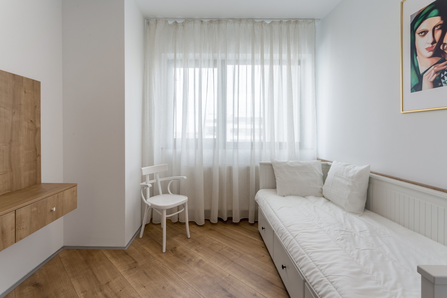 Amenajare apartament de inchiriat - verde - birou cameră de oaspeți - Space Casuals