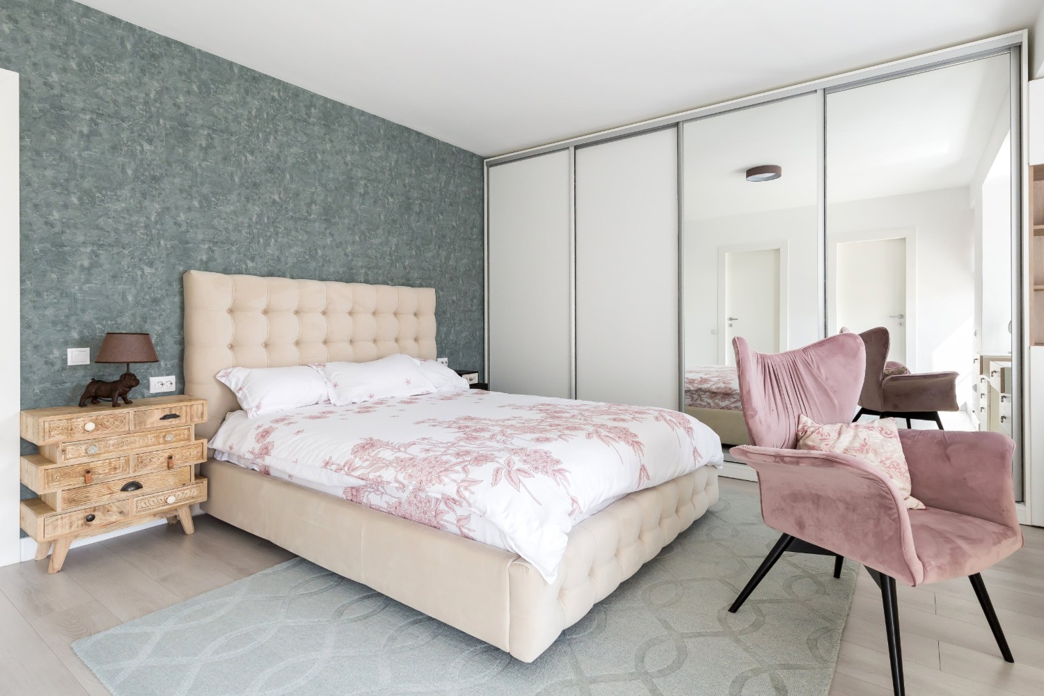 Amenajare dormitor elegant Buzău - arh. Ștefania Bobaru - Vim Studio (1)
