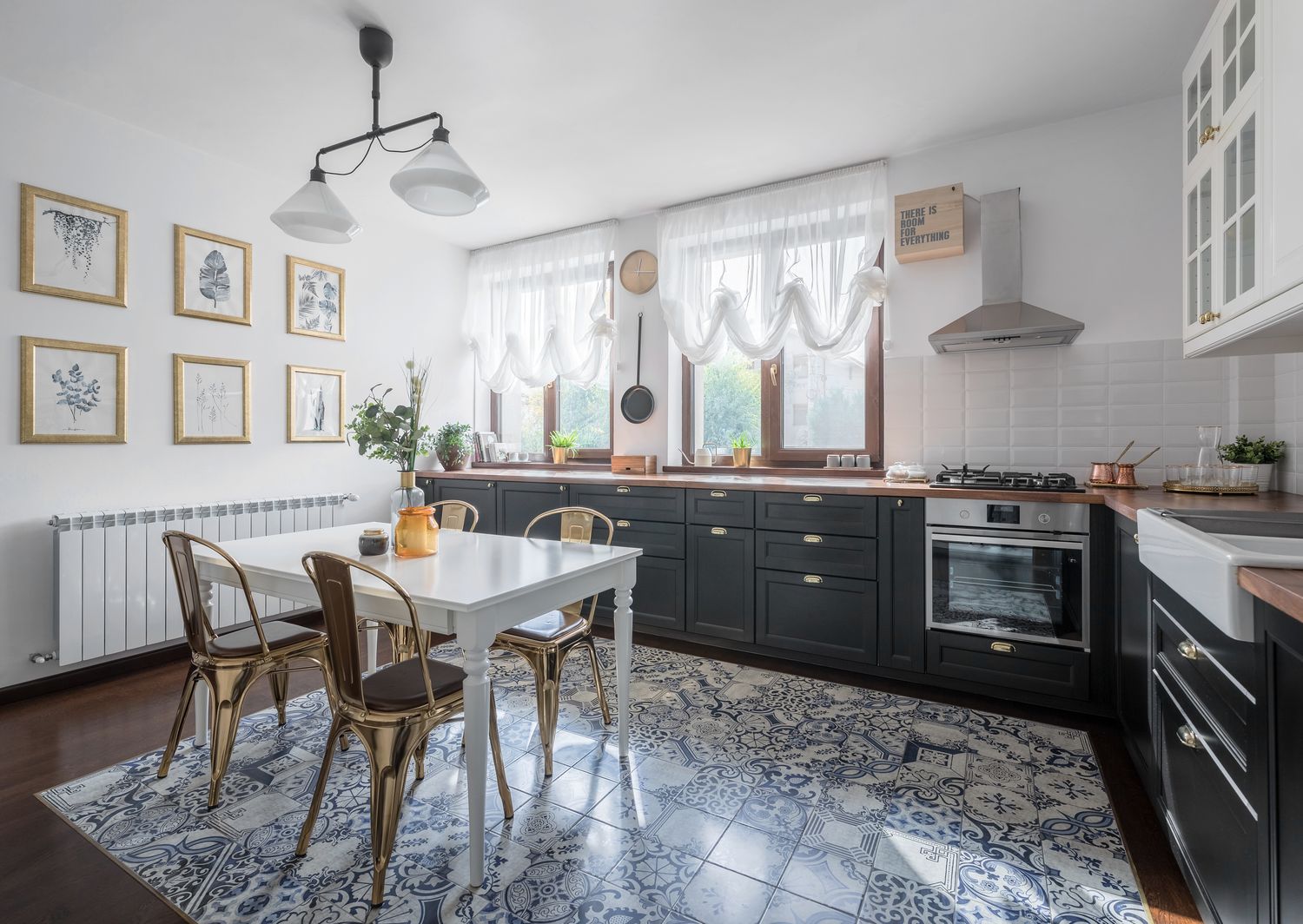 casa Calarasi bucatarie
