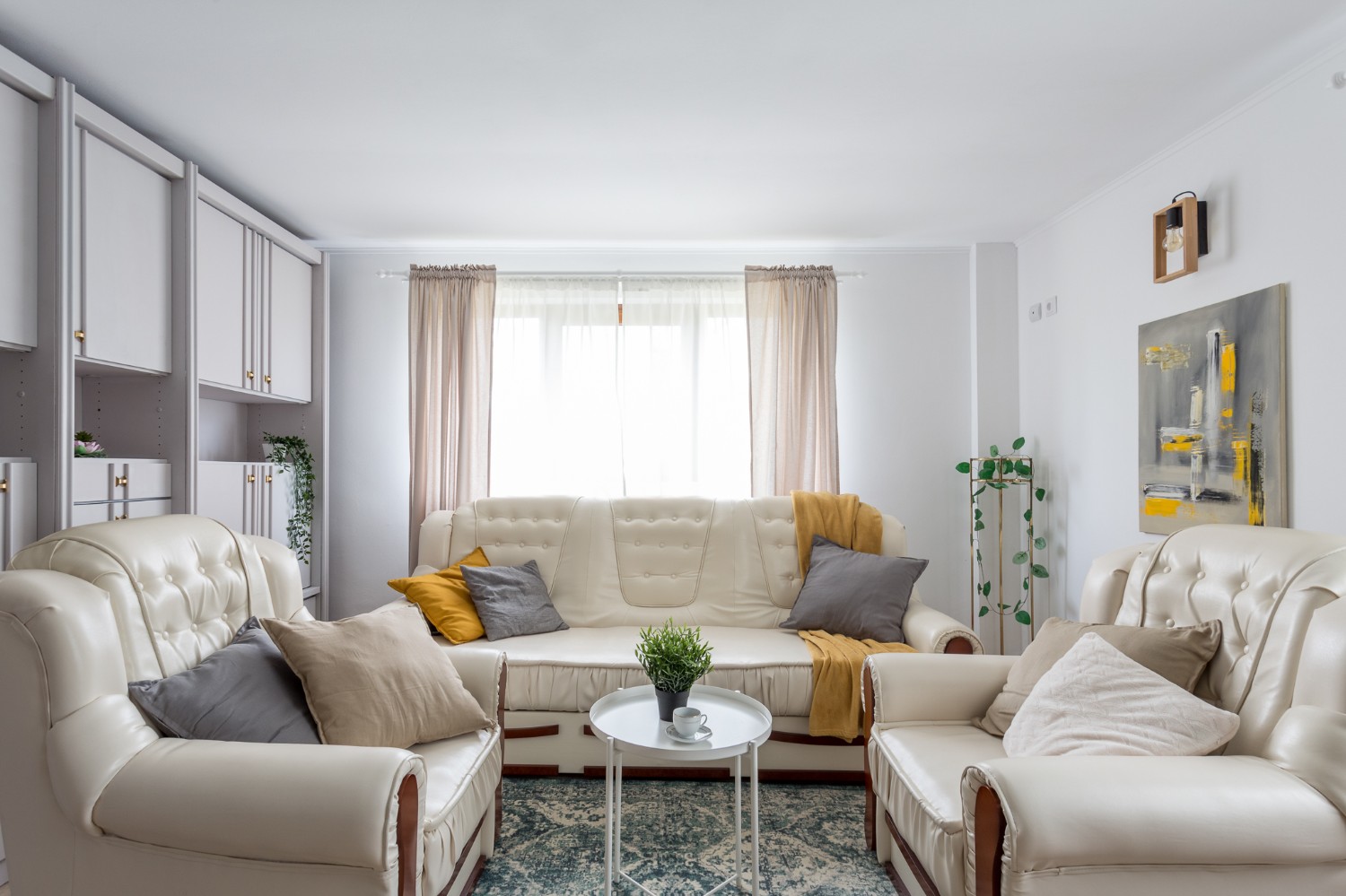 Zen Casa Comarnic - living - mobilier vopsit alb - After Deco (4)