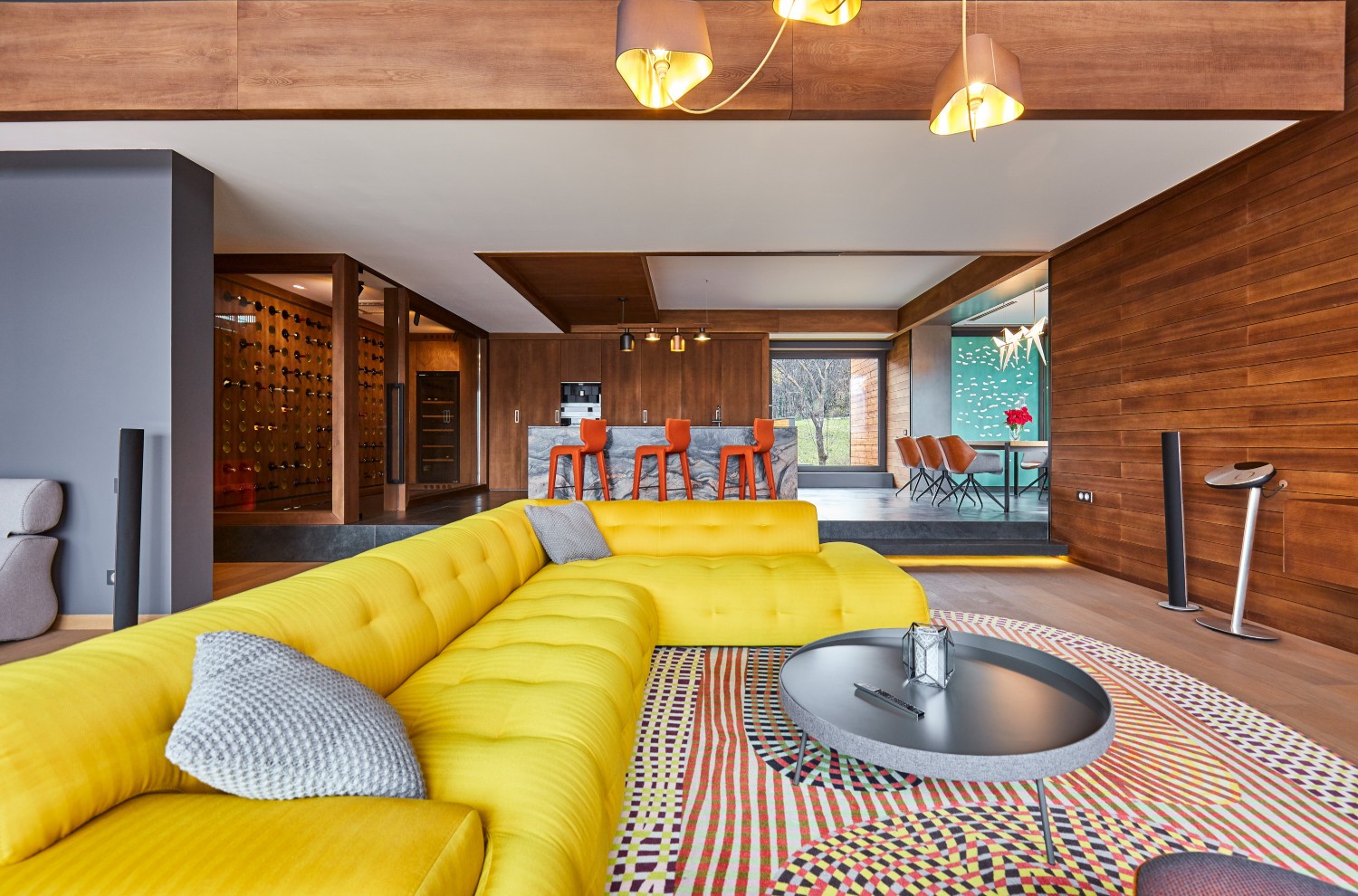 Amenajare duplex Brasov_In Situ_building Emil Garleanu_mobilier Roche Bobois