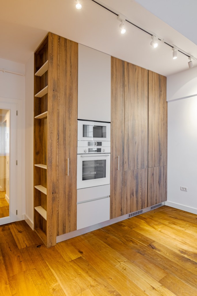 spatii depozitare Apartament modern Ramnicu Valcea - amenajare Cristiana Zgripcea (17)