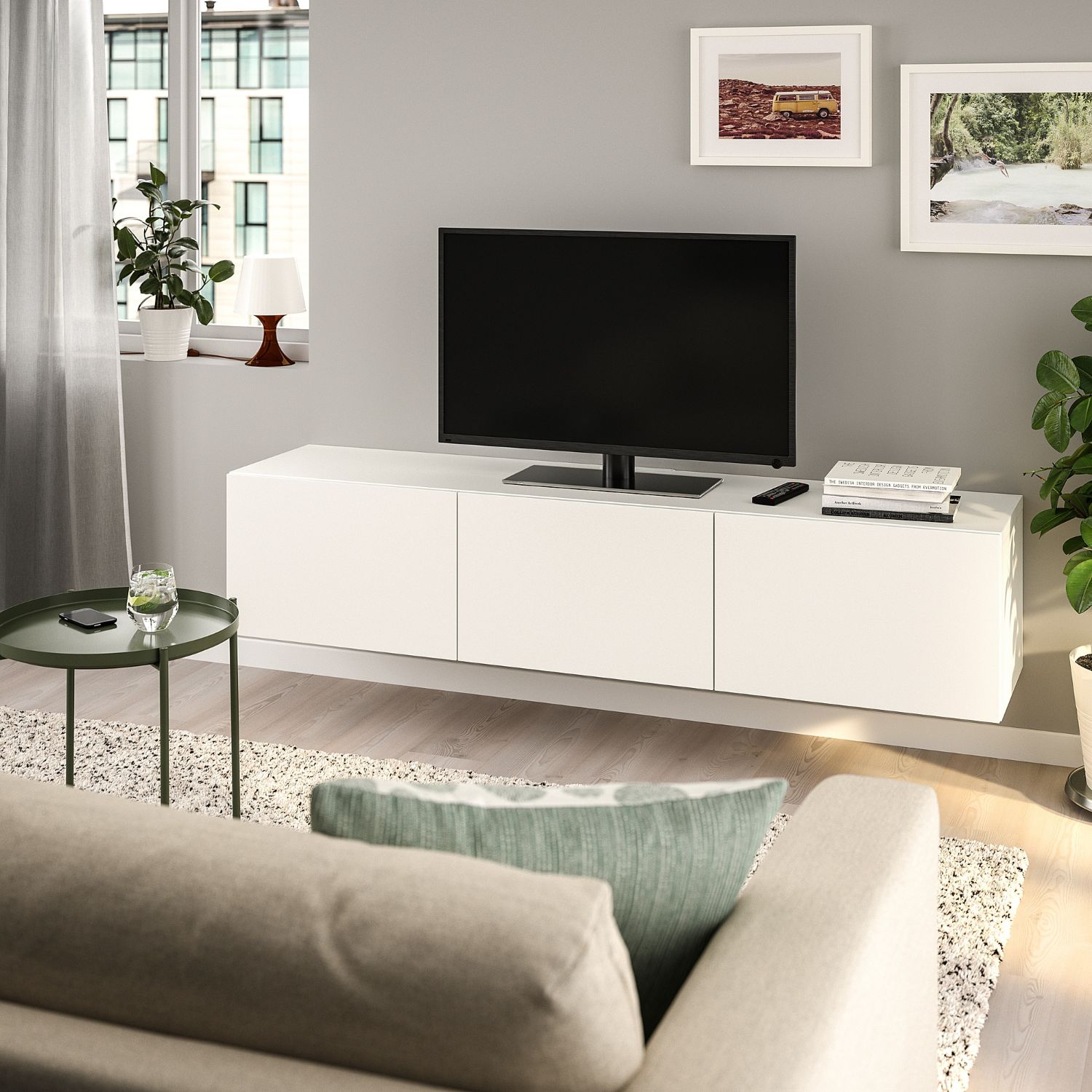 Comodă TV IKEA, 620 lei