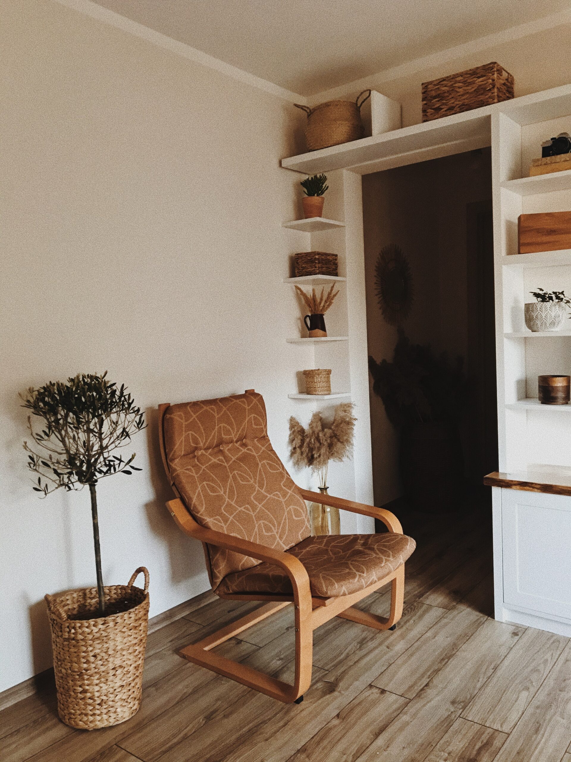 colt de citit living scandinav