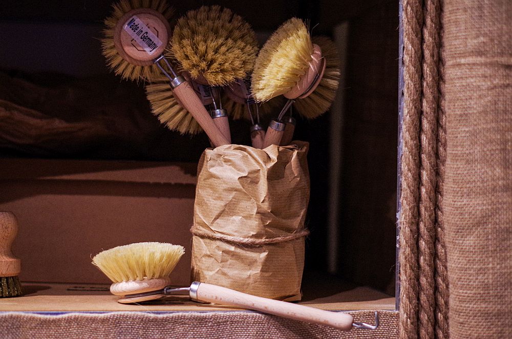 produse de curățenie eco perie vase