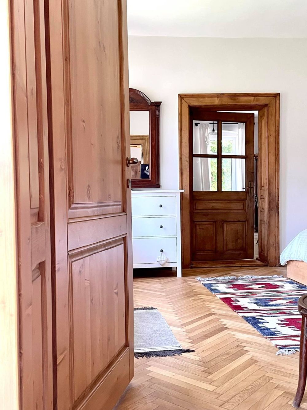 amenajare prima casa tamplarie usi ferestre