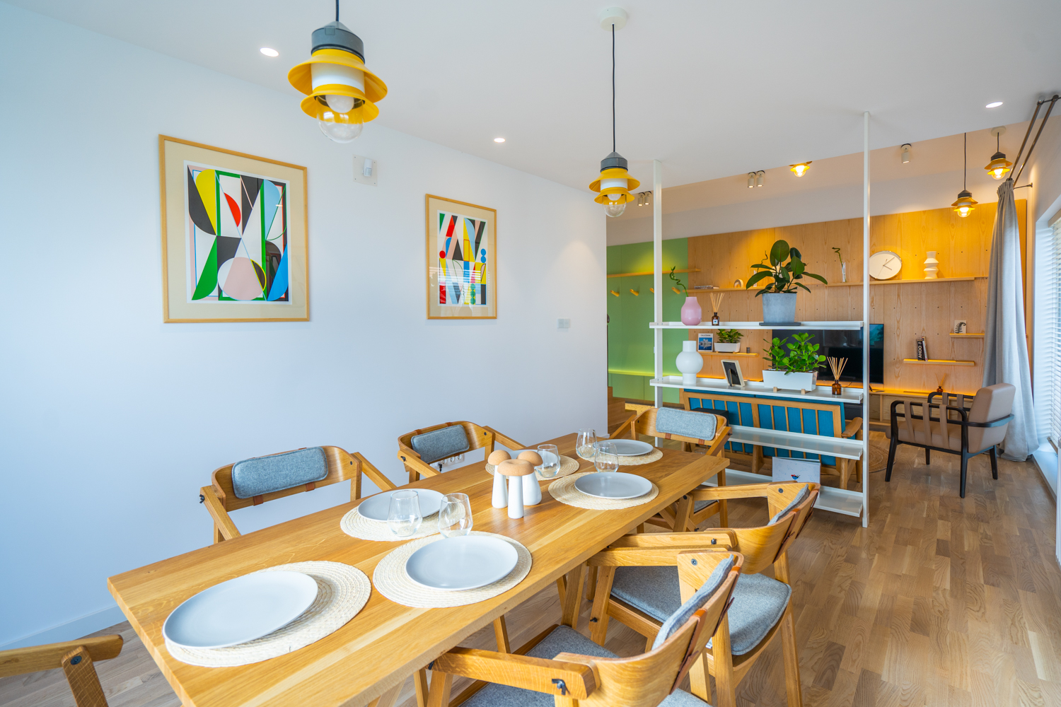 casa langa Bucuresti dining