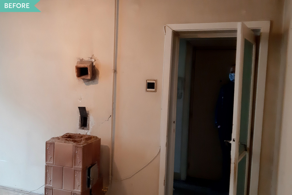Living inainte de renovare