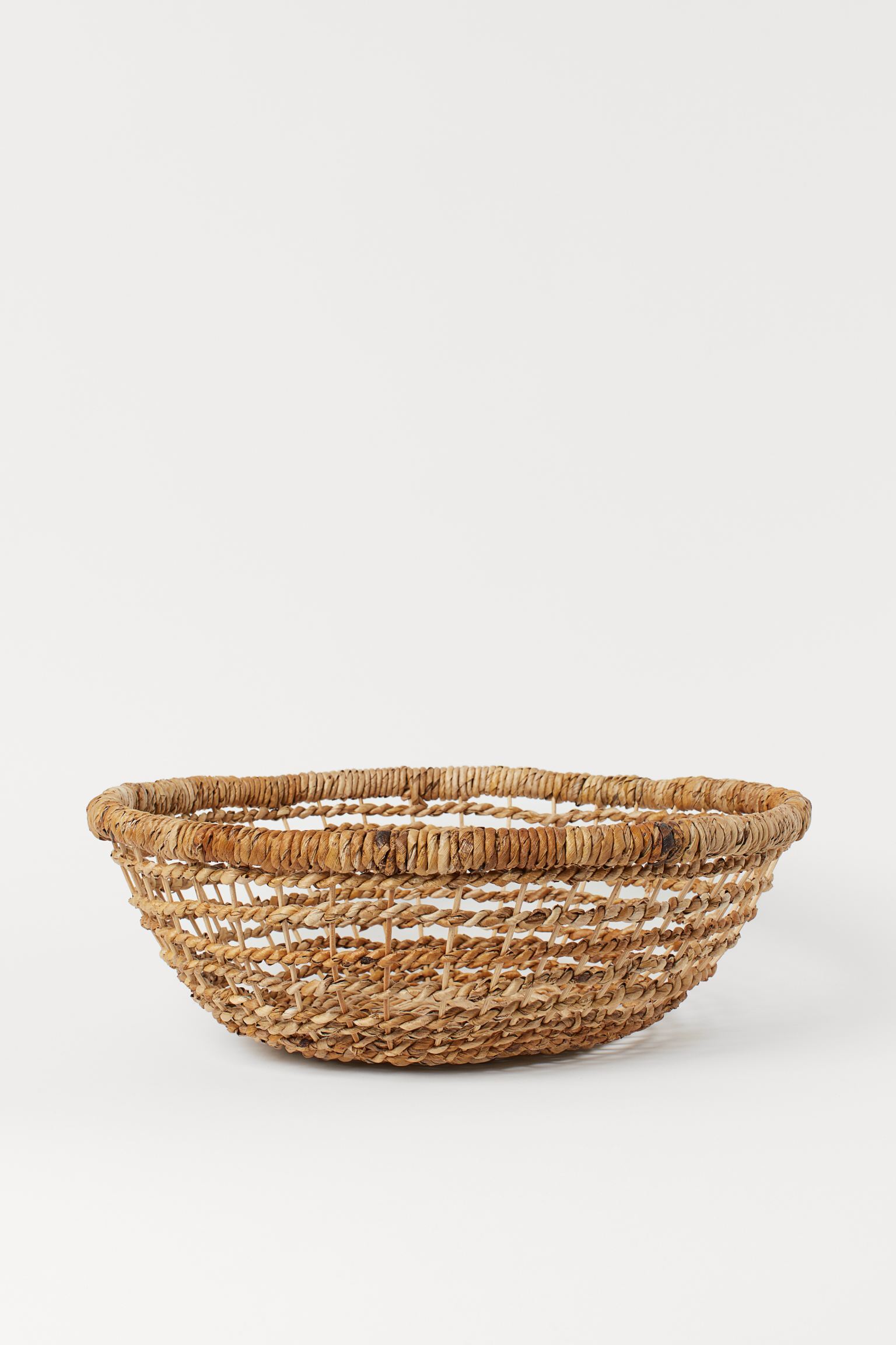 Coș de pâine realizat manual, 129,99 lei, H&M Home