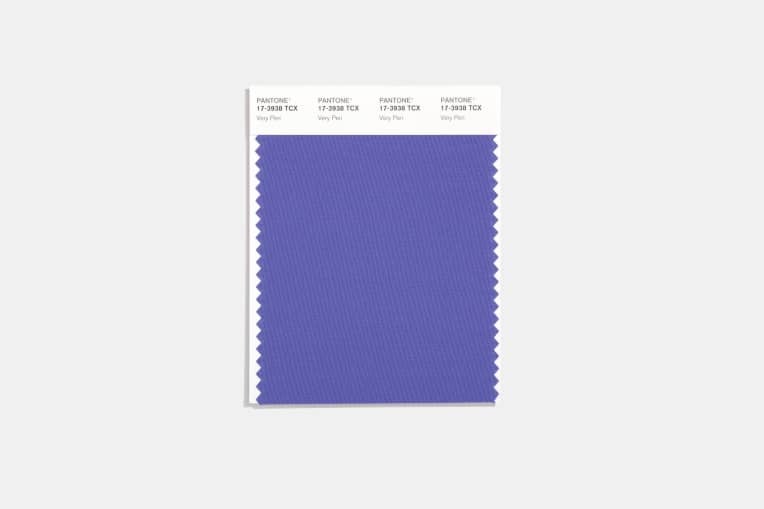 culoarea anului 2022 pantone very peri