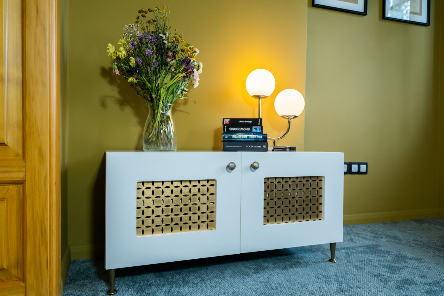 detaliu comoda diy