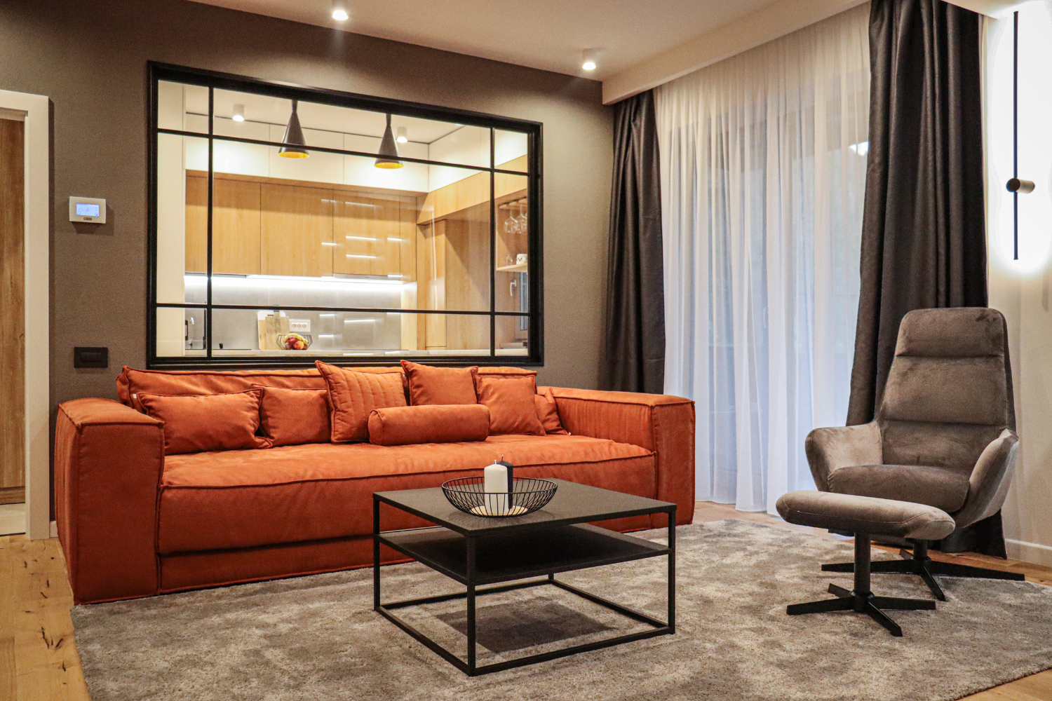 apartament cu trei camere living