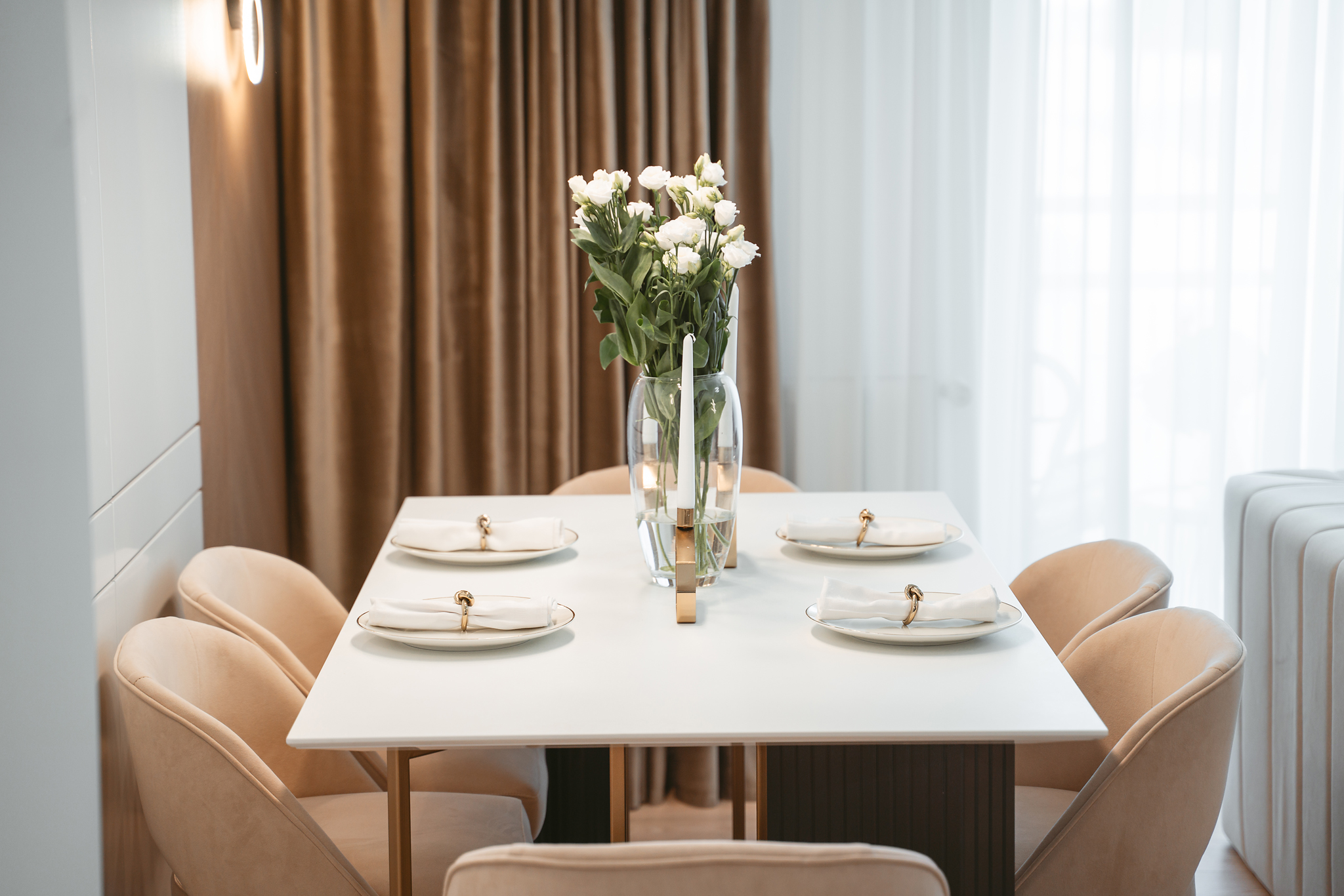 dining apartament cu două camere
