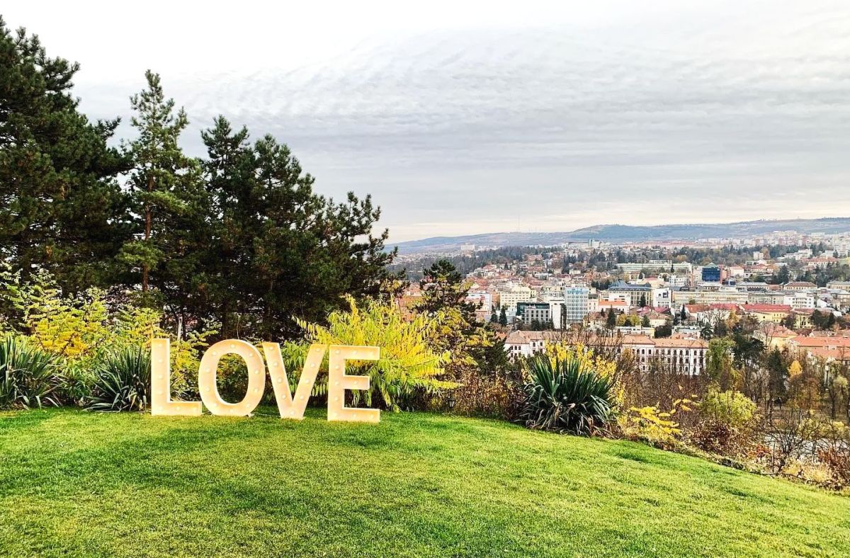 Locuri panoramice din Cluj - Panoramic Cetățuie Bed & Restaurant FOTO Facebook