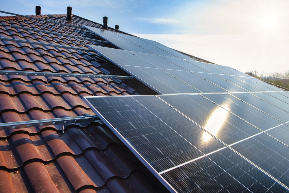 panouri fotovoltaice shutterstock