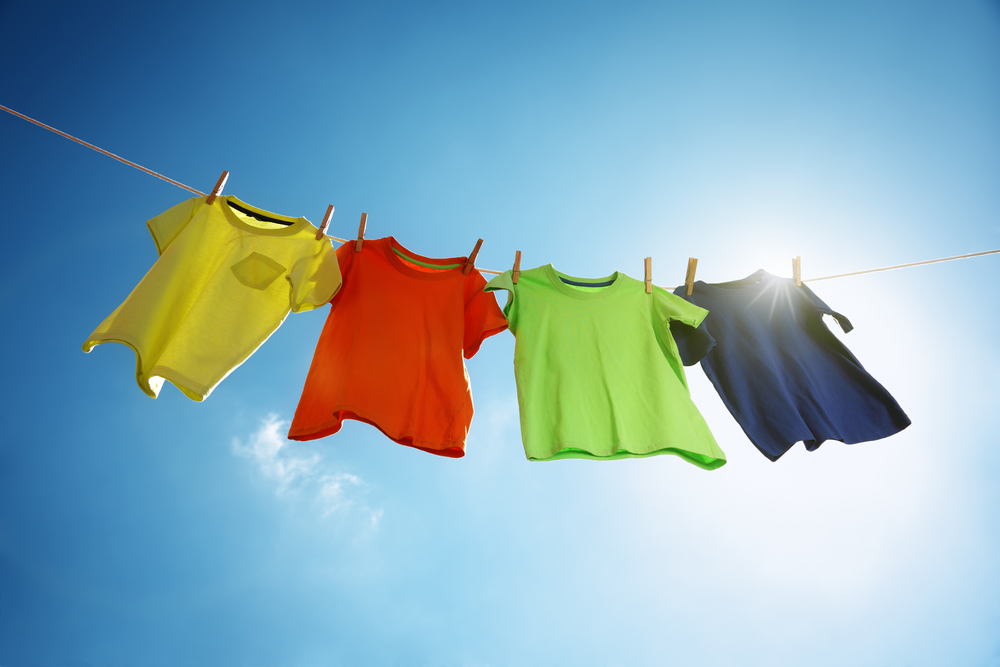 cum eviti electrizarea hainelor shutterstock