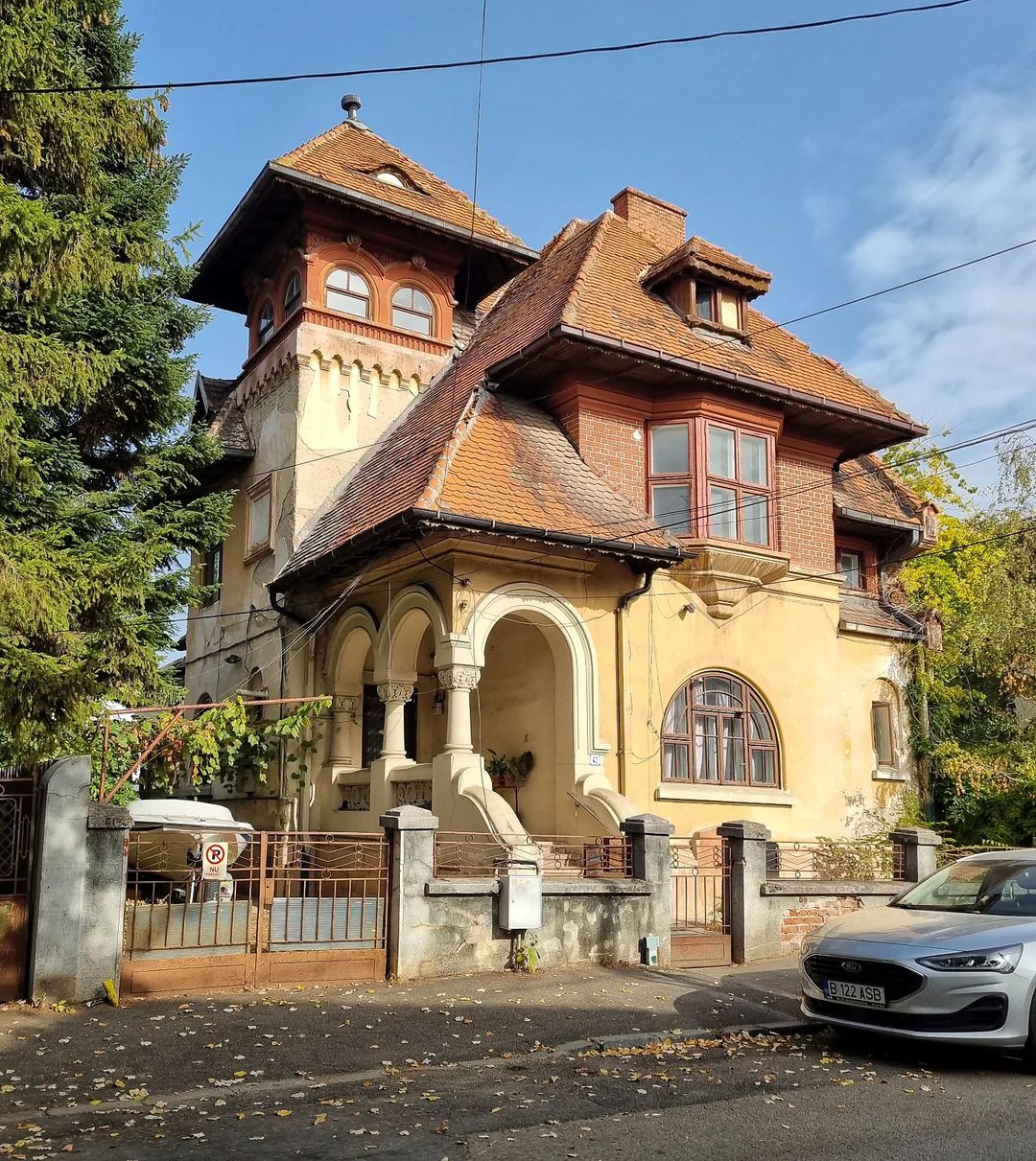 casă veche București