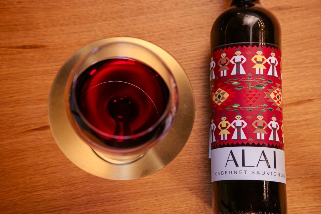 cabernet sauvignon alai vin rosu