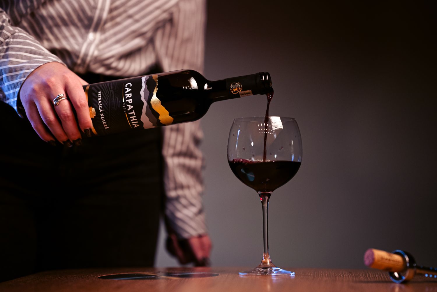 pahar vin rosu carpathia feteasca neagra