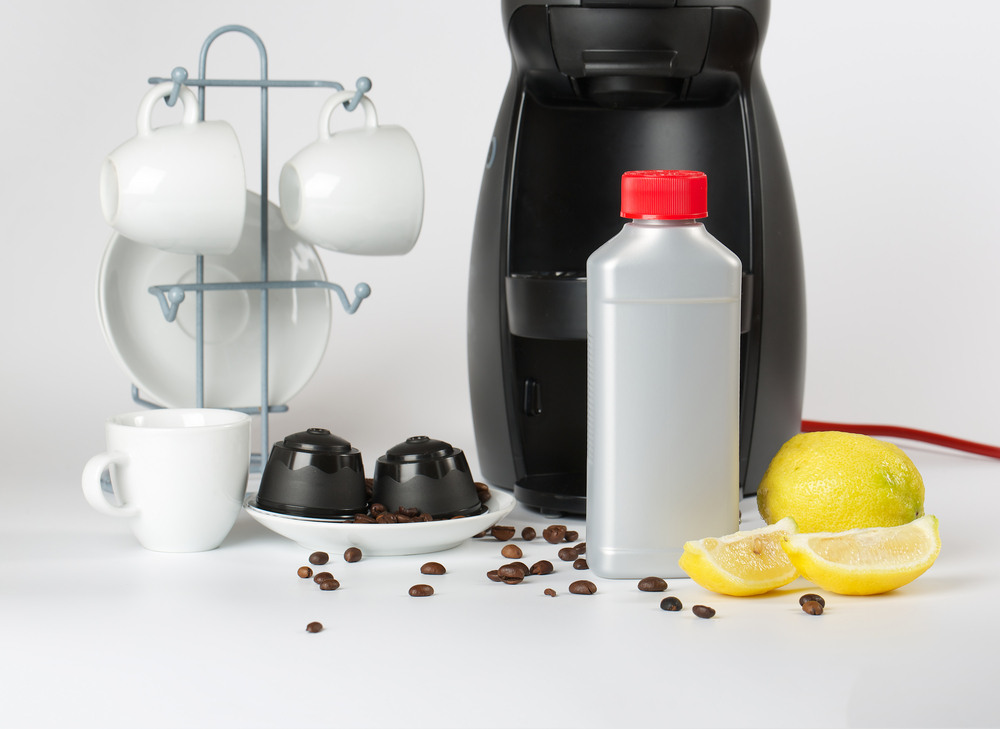 cu ce se curata aparatul de cafea 