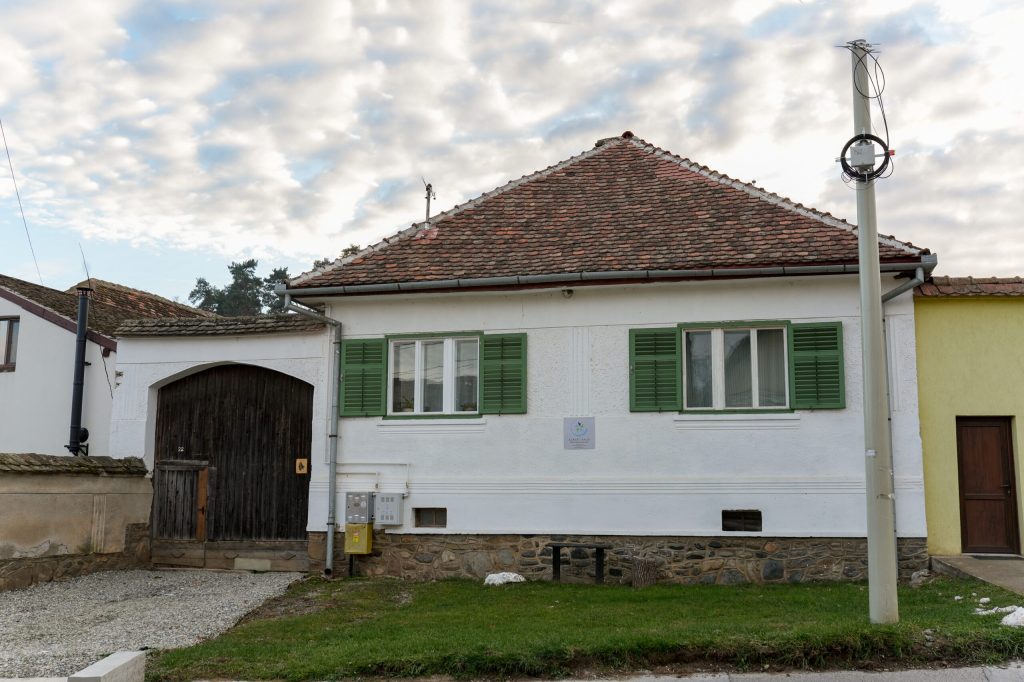 Proprietatea, conform documentelor de proprietate, a fost construită în 1959