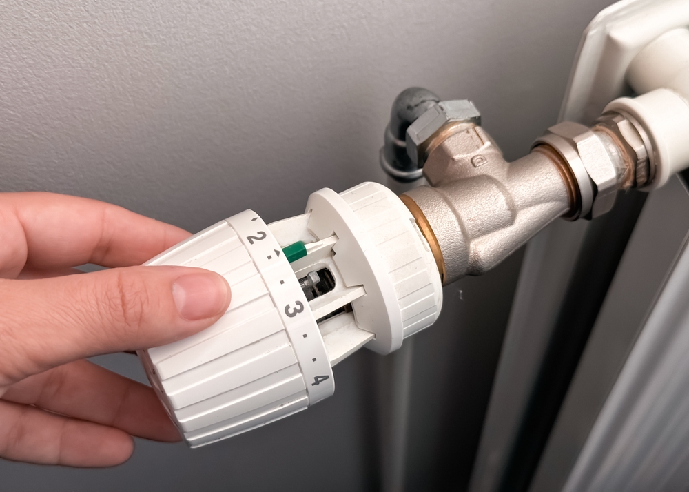 radiatoare cu termostat pentru controlul temperaturii din casa