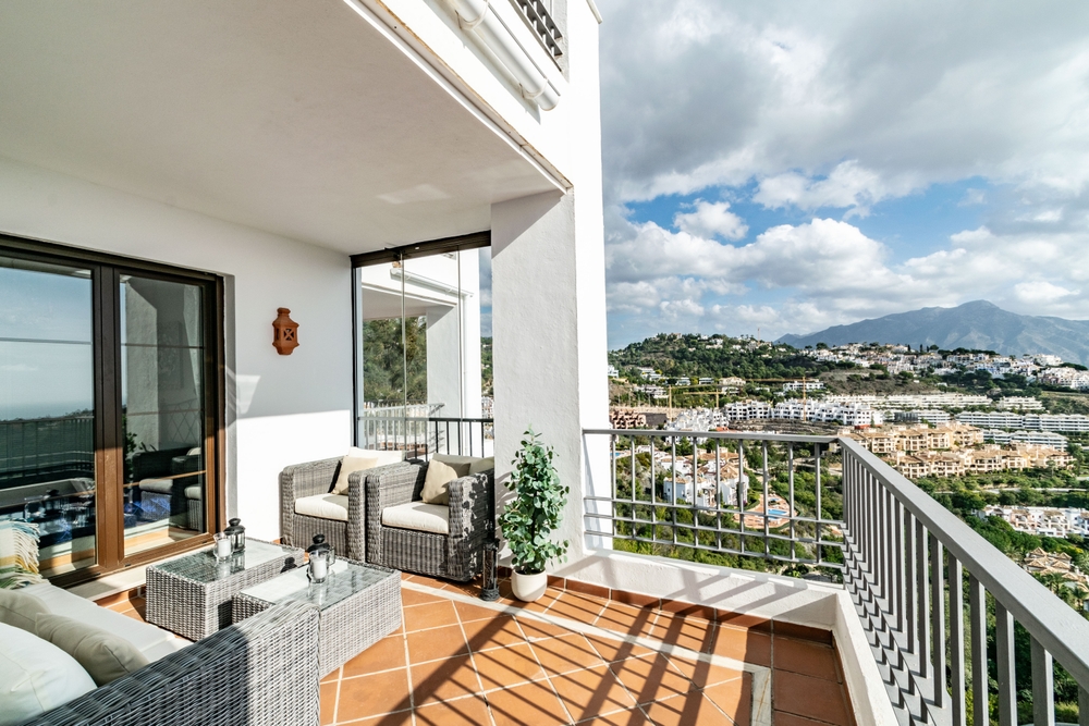 apartament ultimul etaj vedere de pe terasa 