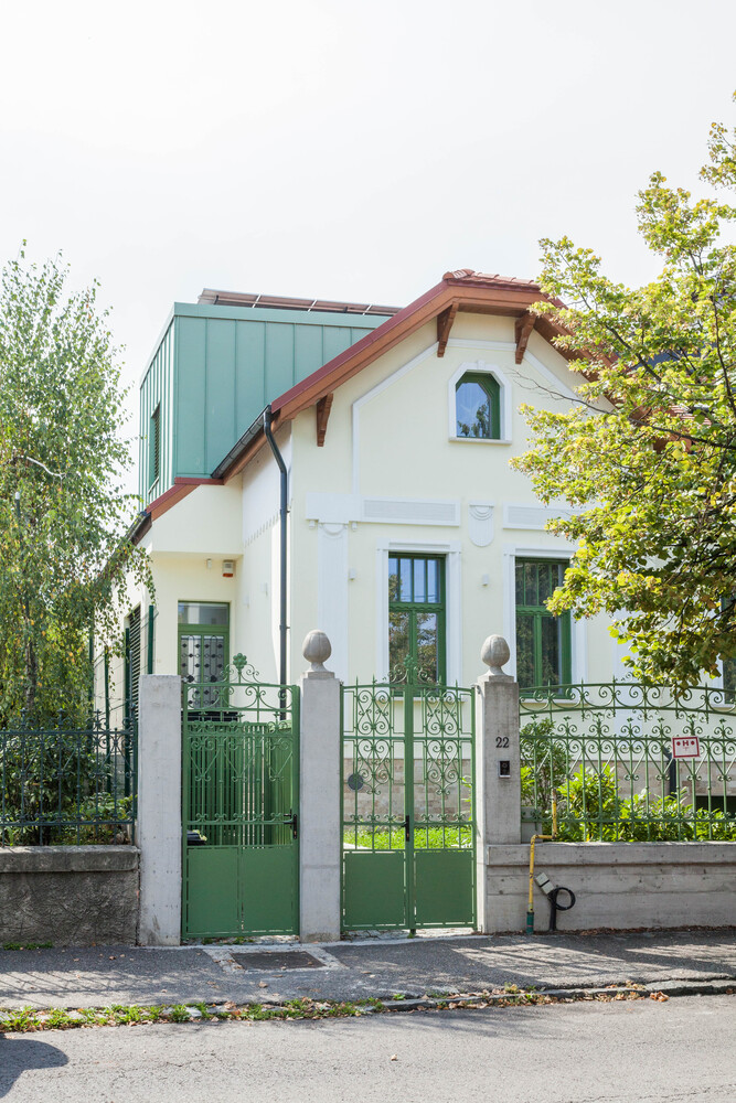  Construcția din 1914 a fost reinterpretată printr-o extindere contemporană 