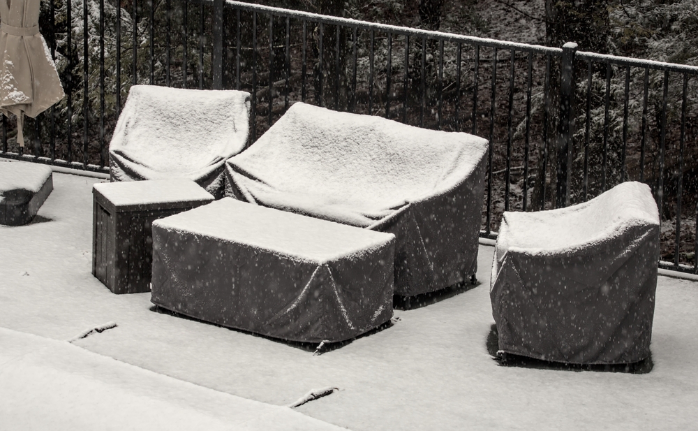 mobilier exterior acoperit pentru iarna