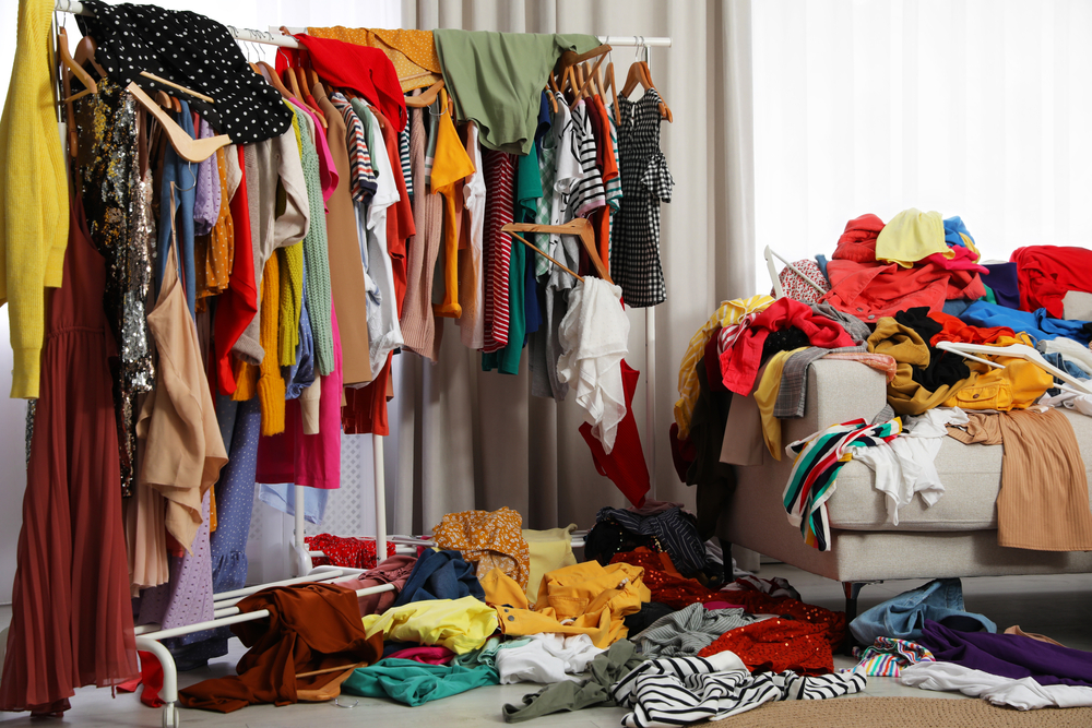 declutter haine optimizare spatiu mic